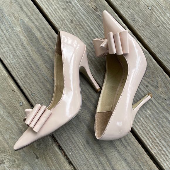 Shoedazzle blush bow heels - Picture 9 of 12